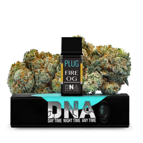 Plug & Play Starter Pack Battery Kit + 1g Pod Exotic Blooms