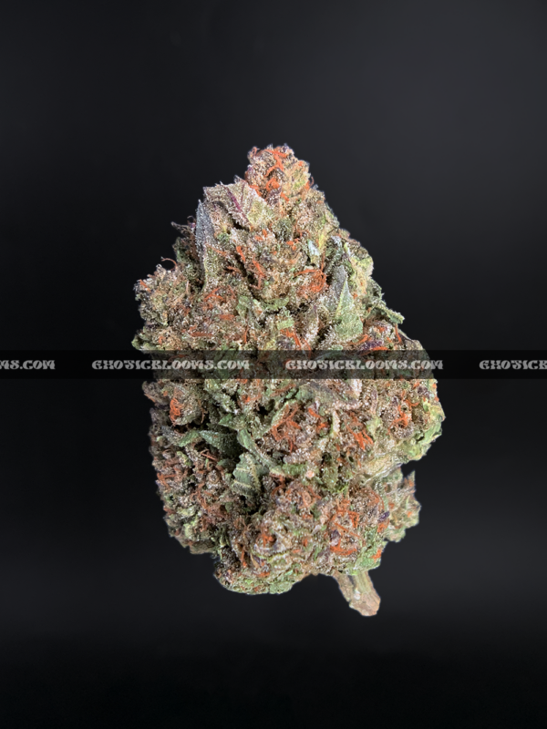 High-THC Russian Skywalker buds from Exotic Blooms – best weed delivery service in Virginia and DC.