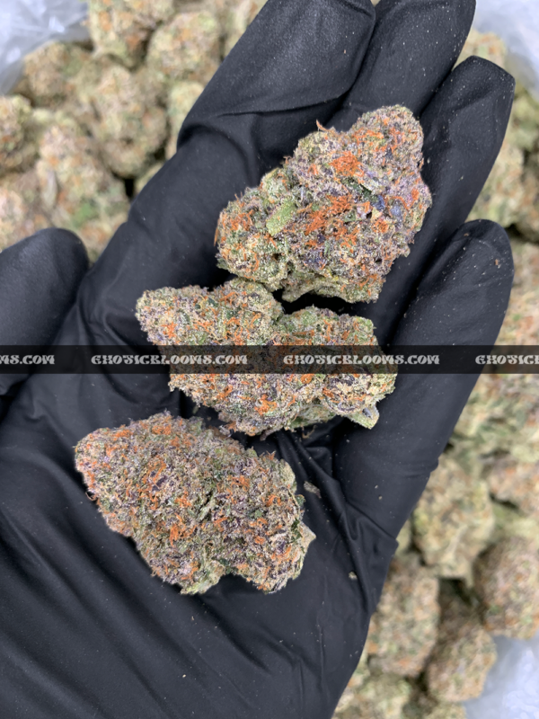 Cherryhead hybrid strain – frosty fruity buds with gas and cherry aroma available for DC and VA cannabis delivery