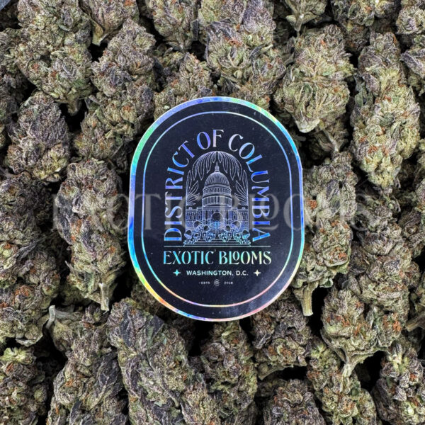Creme De La Creme cannabis strain available for weed delivery in Washington DC and Virginia – 20–25% THC PURE indica