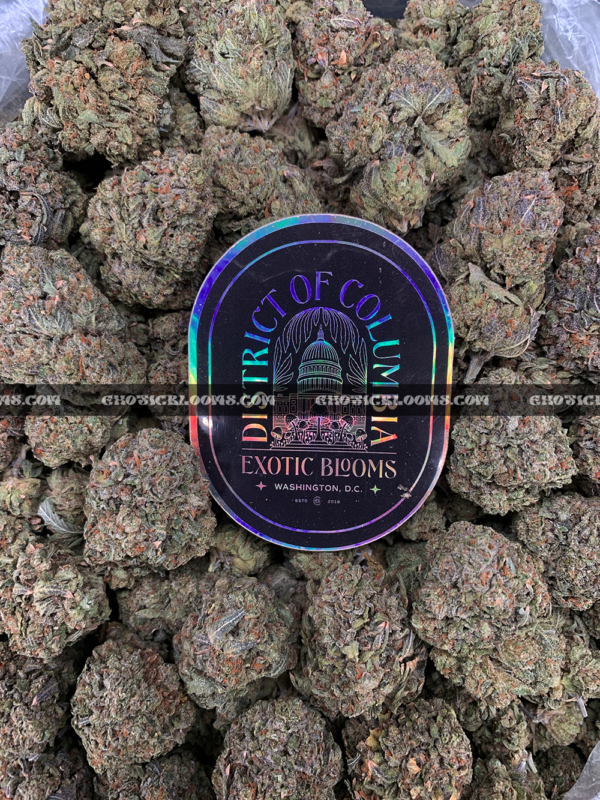 Lemon Cherry Sherbet cannabis strain for DC and Virginia weed delivery – premium frosty nugs with citrus and cherry flavor.