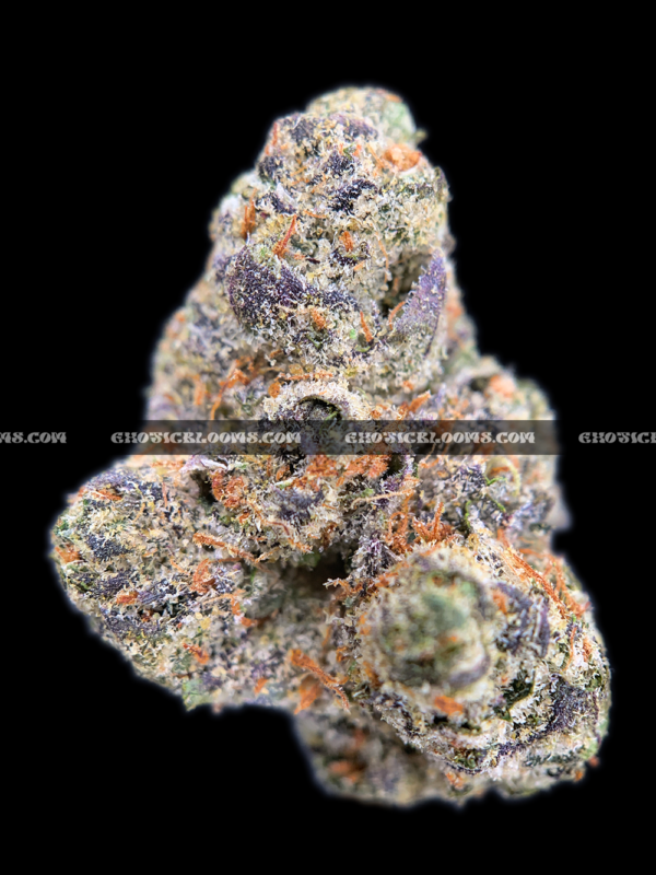 Lemonhead OG strain with zesty lemon aroma, golden trichomes, and sativa-dominant effects, available for cannabis delivery in DC and Virginia.