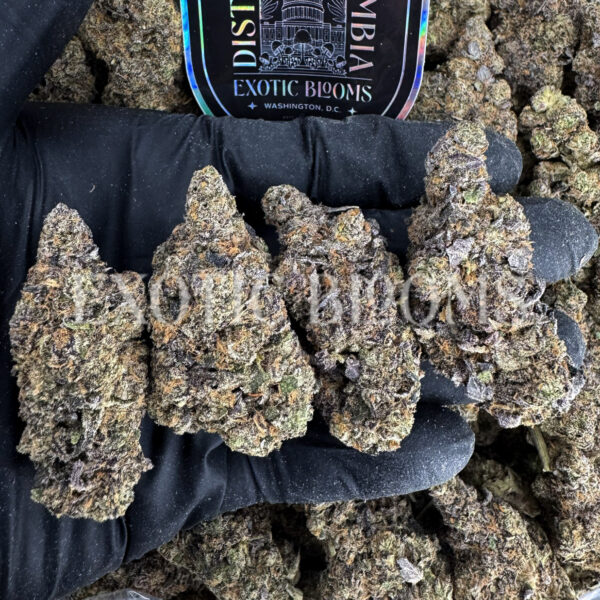 S’mores indica hybrid cannabis strain – available for weed delivery in DC, Virginia, and Richmond via Exotic Blooms