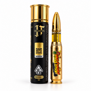 Close-up of Hollowtips Round I V1 2G vape showing golden Live Resin Liquid Diamonds through the transparent amber inspection window.